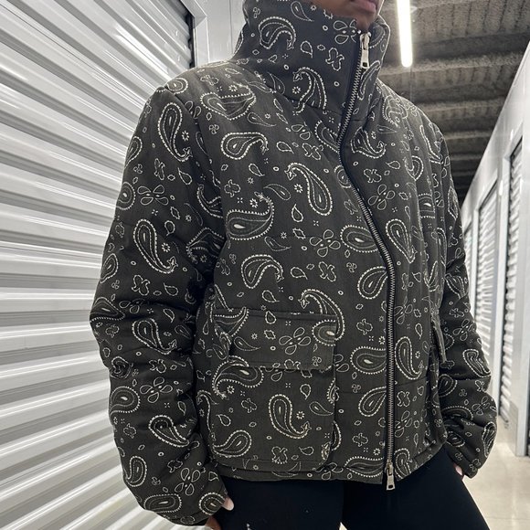 Bandana Paisley Oversized Puffer Coat - Picture 2 of 3